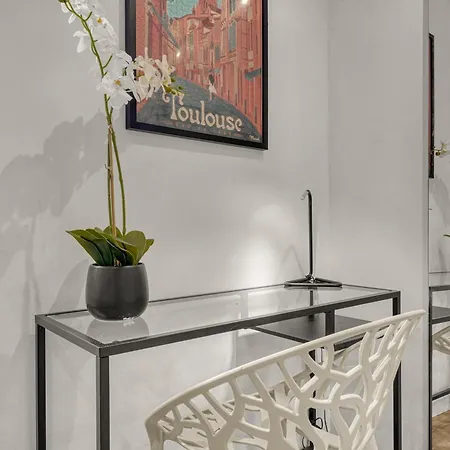 Le Des Antiquaires - Climatise *